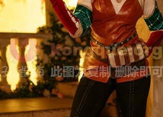 Alina Becker都散发出一股温柔，照片真好，我下载的时候就琢磨：这温柔是不是能反向扩散？