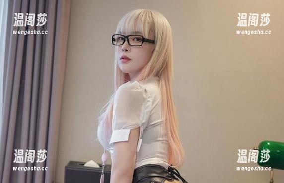 让Dami(퀸다미)的PhotochipsVol原图带你旅行，尽量少带零食哦！