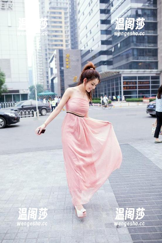 TuiGirl推女郎-于大小姐 TuiGirl推女郎 - 小小海边,大大图片:于大小姐呼唤你来下载一份乐趣!