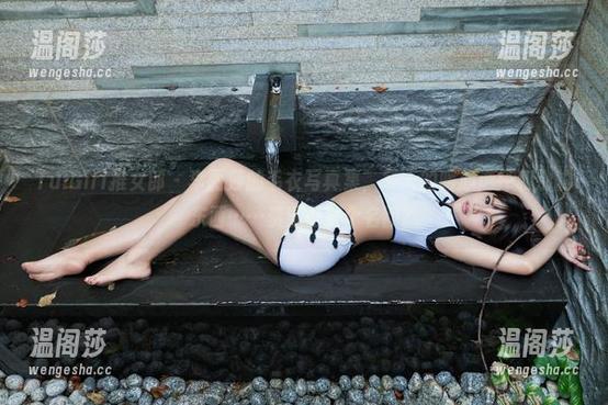 TuiGirl推女郎 - 李丽莎的毛衣写真集，冬天的暖心选择和别的东西……资源是整个名额？