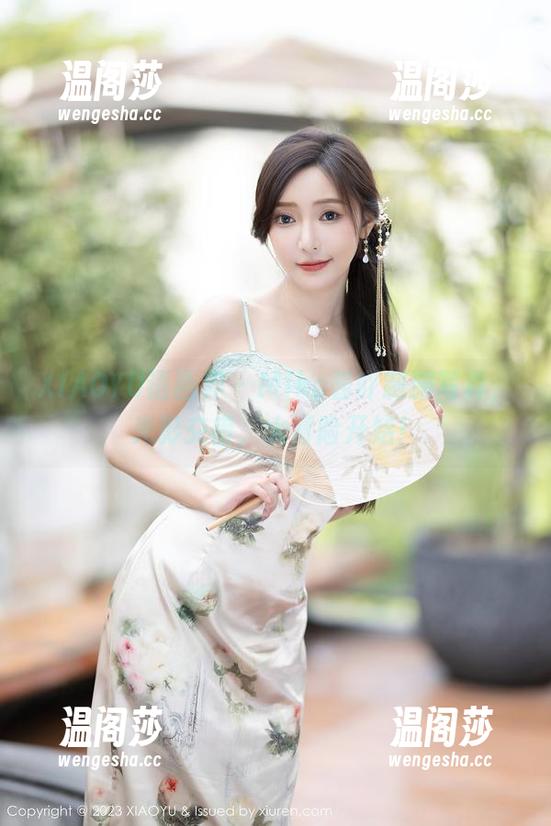 XIAOYU语画界 - Miko酱吖制服写真，光影交错，大冒险开始！