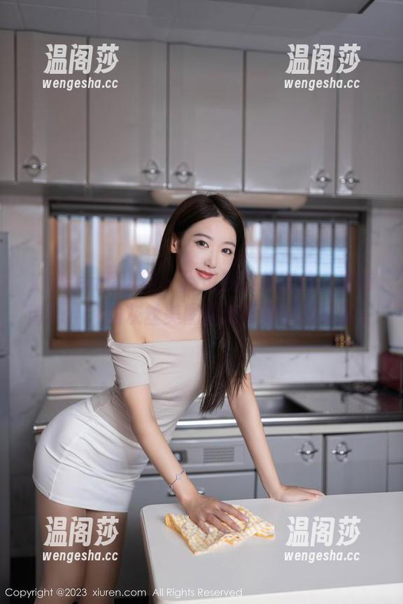 Xiuren秀人网 - 别说我没提醒你，夏诗诗Sally的灰丝美图精选可得好好欣赏。