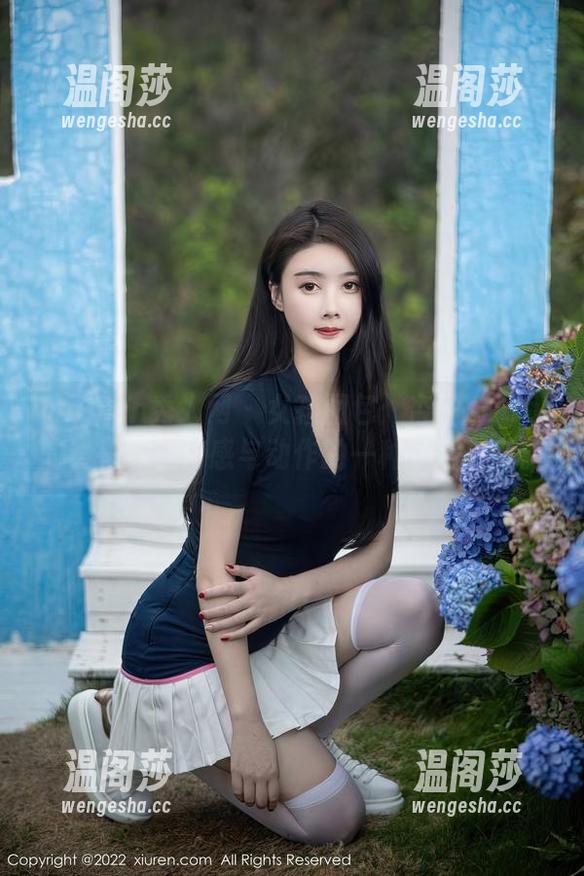 Xiuren秀人网-杏子Yada Xiuren秀人网 - 女孩图包:杏子Yada的镜头下,情感与动作的一种矛盾美感。