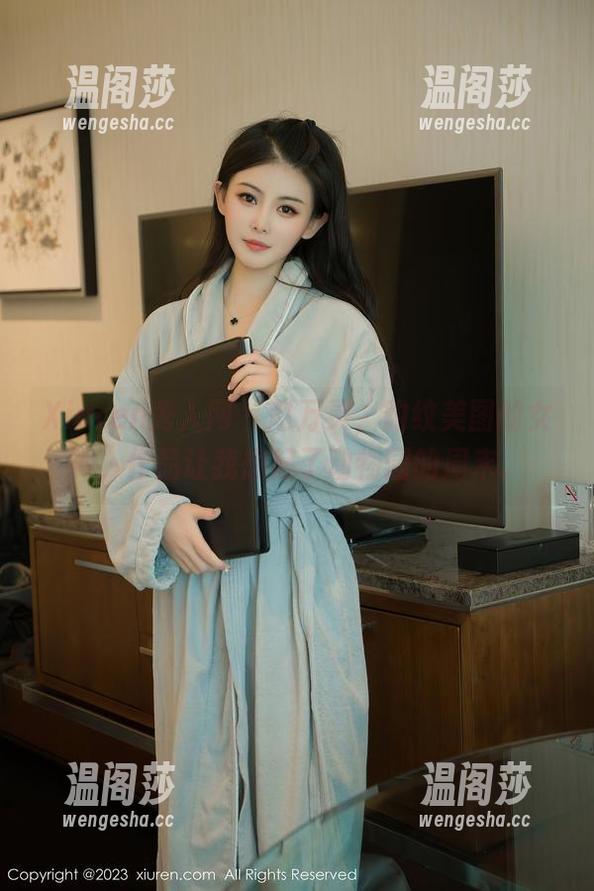 Xiuren秀人网-赵万灵 Xiuren秀人网 - 赵万灵,豹纹美图的女神,作品让我想起了动物园的周末。