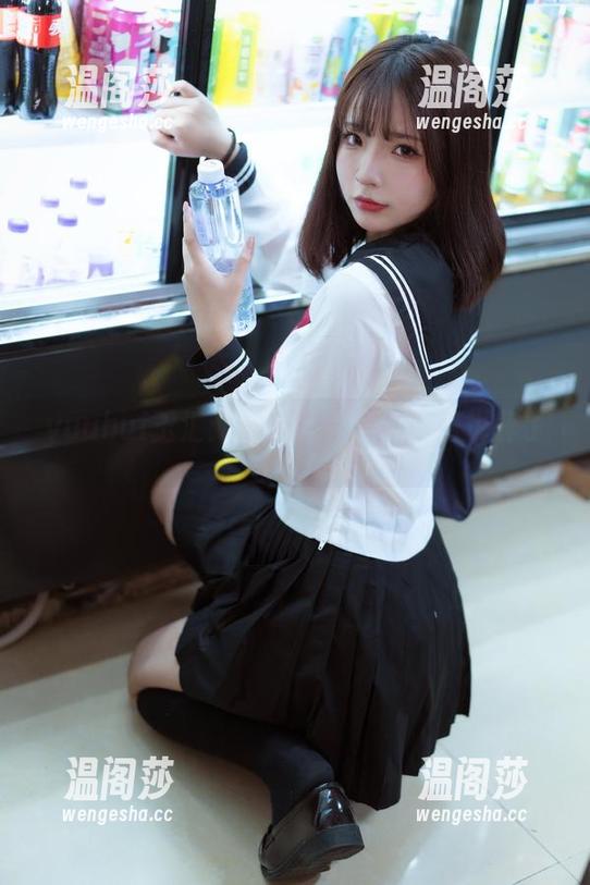 yuuhui玉汇：酒后吐真言，美图也醉了。
