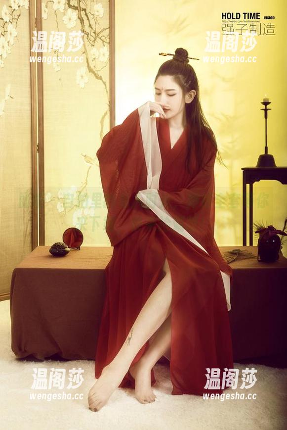 丽柜 - 自拍里的私人时光，婷婷全套等你来下载，快来捡漏呀！