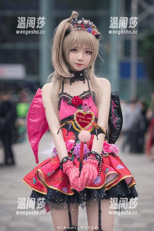五更百鬼的学姐校服，秒杀你的烦恼，免费照片随时戳进来吧！