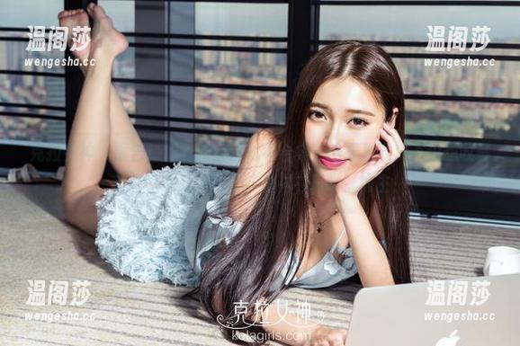 克拉女神-佳莹 克拉女神 - 报告!观看佳莹白衬衫合集,结果发现我不仅想收藏这些,更想要做个“白衬衫日常”博主!