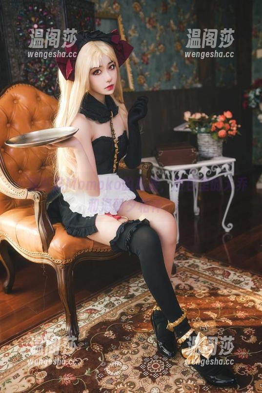 南桃Momoko 一探南桃Momoko的私房,图包里的大乔和海朝夕相伴?