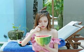 嗲囡囡 - Celina青妍打造全套女王时刻,这种感觉…原图让你告别平淡。