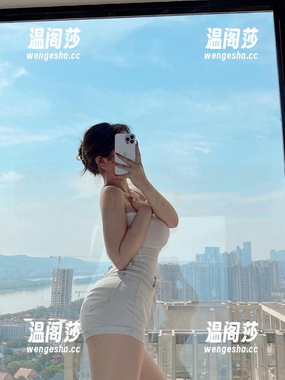 微密圈 - 安妮yoo的白衬衫：稍微不讲究的优雅照片集