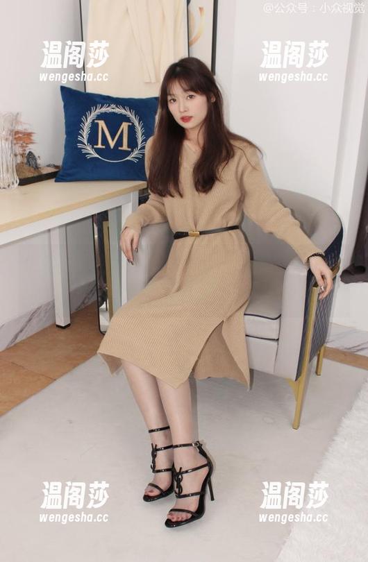 小众视觉-小薯条 小众视觉 - 小薯条这次的镂空图包更新,简直可以当艺术品了,让人有些分心。