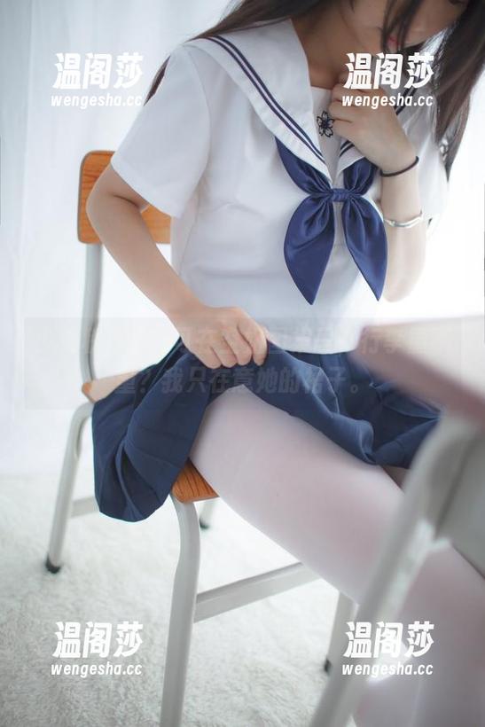少女秩序 - 晞可在空姐图集里，行李重不重？我只在意她的裙子。