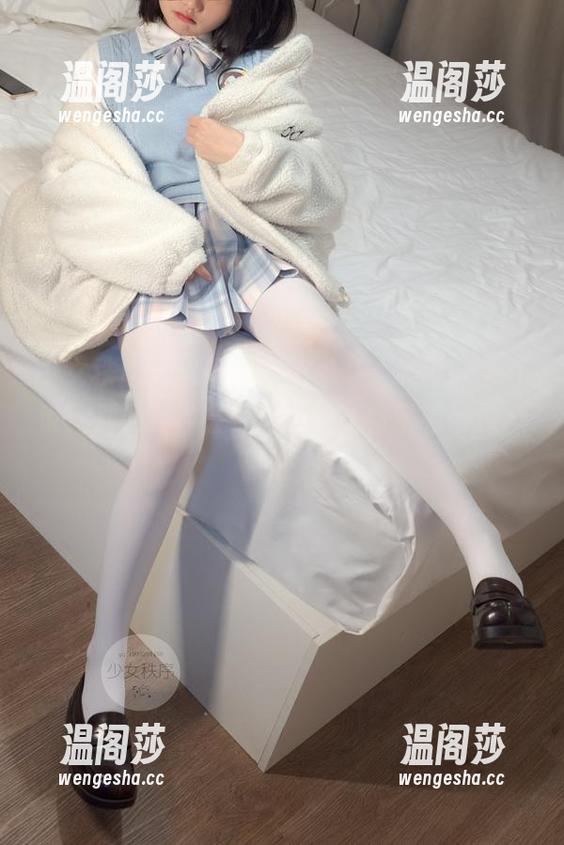 少女秩序-鹿可 少女秩序 - 这组婚纱作品集,鹿可好像在说:别问我谁会穿这个,我自己看得过瘾就好!