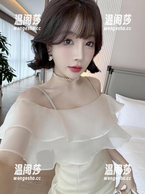 微密圈 - 来自徐莉芝Booty的私拍：看，闷骚男友就在这原图里
