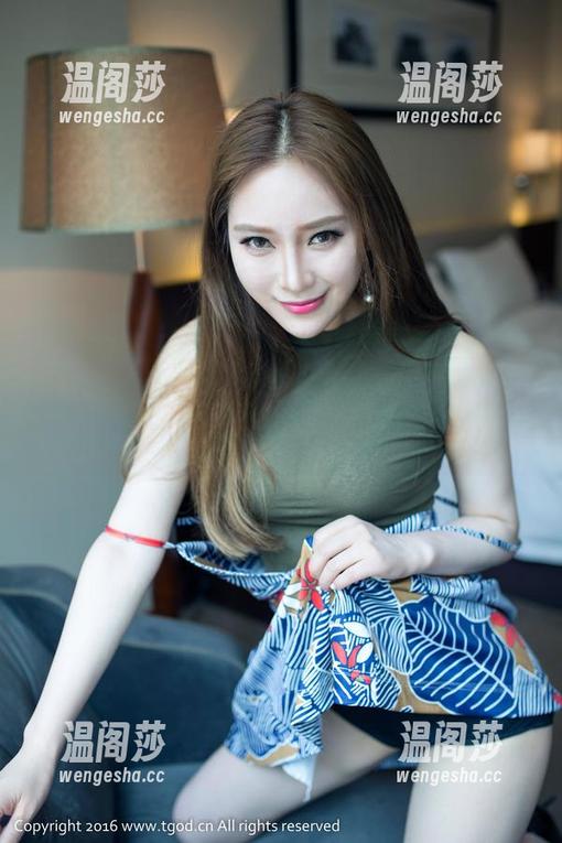 推女神-艾小青 推女神 - 从这张艾小青吊带图集里,似乎找到了新的穿搭灵感……但我哪敢!