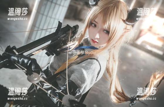 无筝ryou 无筝ryou的制服写真:化身“职业”女神又何妨?