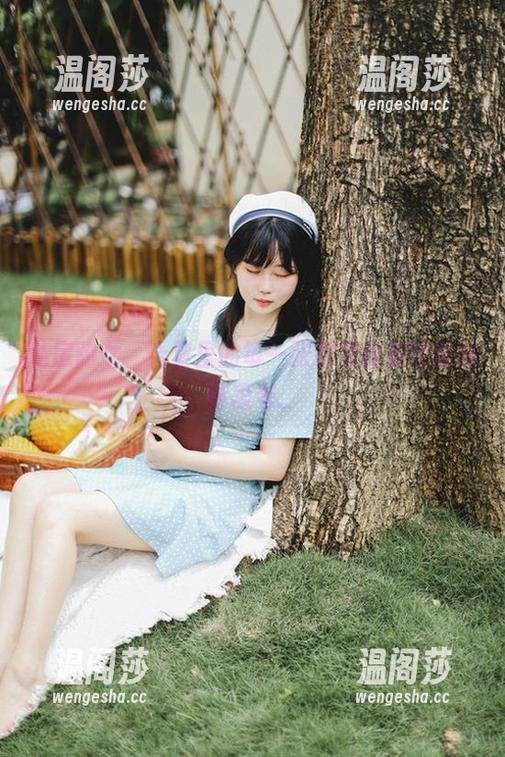 私房豹女，合集里的每一张都是依酱呀的独特思考。
