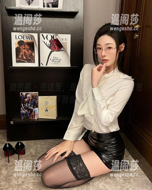 微密圈 - 在这里，是小逗逗的万圣节图包更新，吓到你是我的使命！