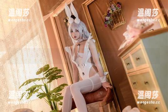 杏仁曲奇的浴室窝，恰到好处的写真分享魅力