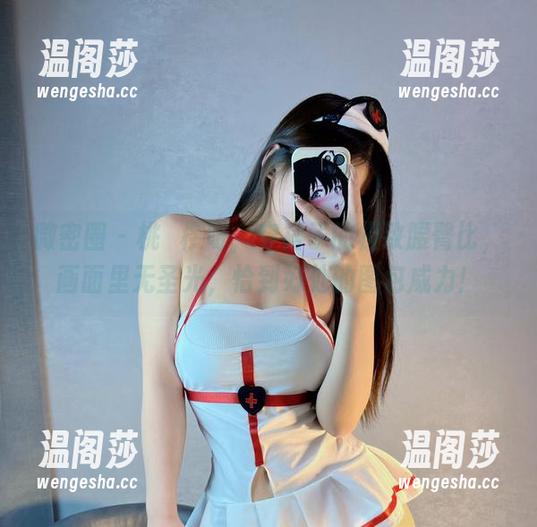 微密圈 - 桃沢樱呀，穿裙子的极致腰臀比，画面里无圣光，恰到好处的图包威力！