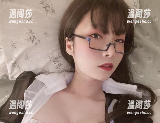 次屁啦 这是修女在召唤?次屁啦写真集更新,不看你可能要后悔哦!