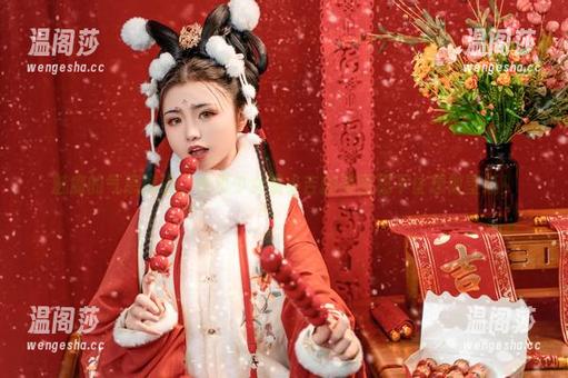 魅魔的气息弥漫，爆机少女喵小吉的美图忍不住想做壁纸！
