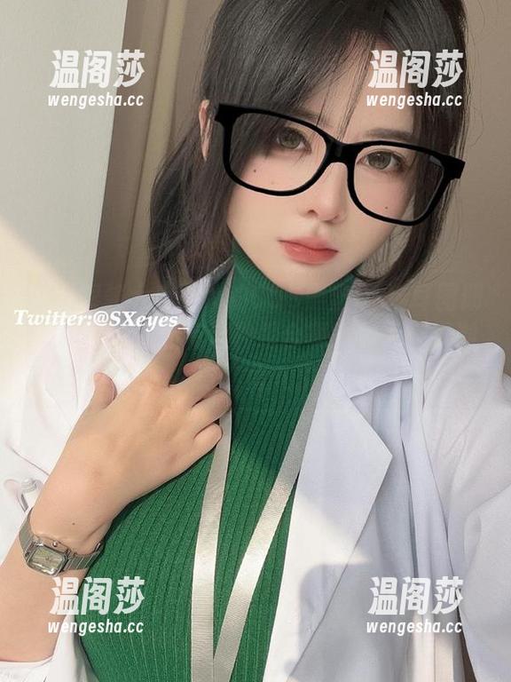 眼酱大魔王w 翻开眼酱大魔王w的COS黑丝OL猫耳图册,唔,原来还有这种组合啊?竟无继续浏览的勇气了