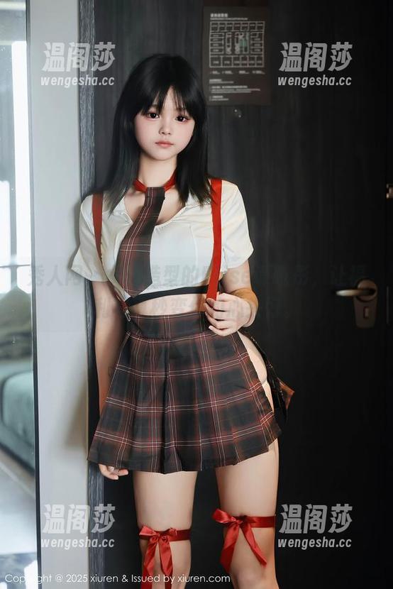 秀人网 - 女仆造型的Elise谭晓彤，让福利写真秒变你的心头好。