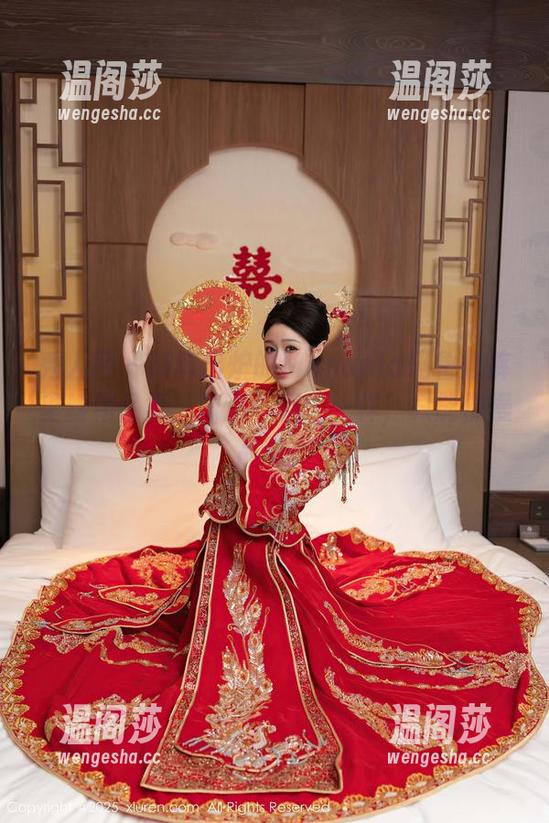 秀人网-Manuela玛鲁娜 秀人网 - 新鲜出炉的Manuela玛鲁娜裤里丝作品集,味道…不太一样,只能慢慢品味。