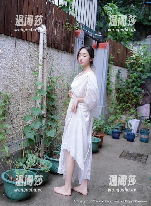 秀人网 - 凯竹BuiBui的体操服，能把图库刷一遍又一遍！