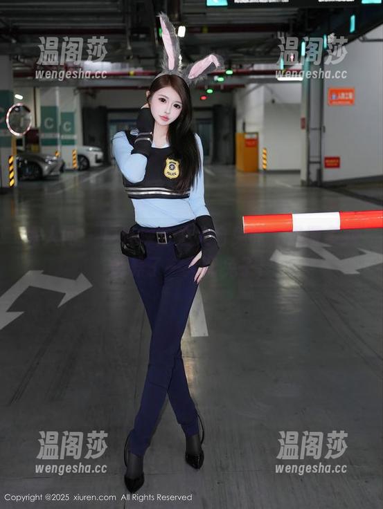 秀人网-大白兔吖 秀人网 - 户外探险之大白兔吖,资源多到像养了一大窝兔子!