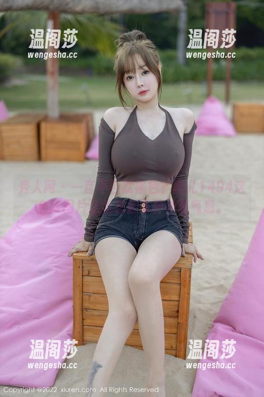 秀人网 - 一言不合就黑色？雨儿1494这全套图片让我想起某种神秘气息。