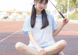 稚乖画册 - 赤西夜夜:泳池里的甜蜜顽皮照片