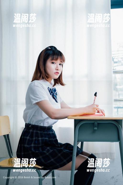 菠萝社 - 户外里的夏美酱，原图让人想下载，无奈电量不够…哎。