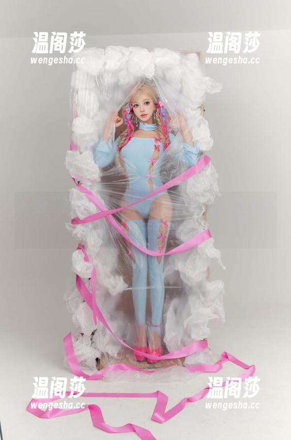 过期米线线 一看“过期米线线”的免费写真,胶衣恶魔就让我无言以对。