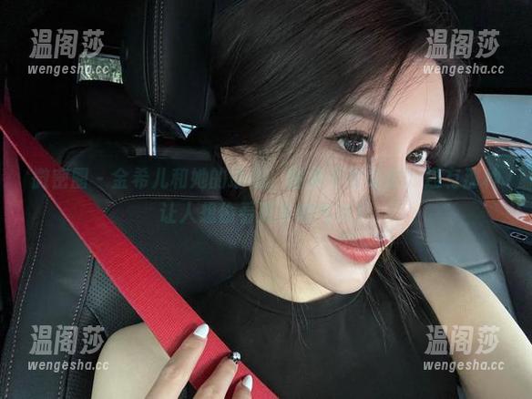 金希儿 微密圈 - 金希儿和她的瑜伽,图集不仅有形,还有那种让人想偷看更多的气氛!