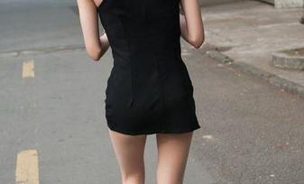 魔镜街拍直击:口罩之下,肉丝美腿小姐姐的笑容,私拍中的美图奇景!