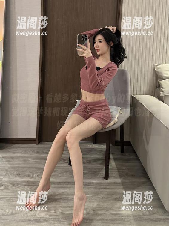 黎允熙baby 微密圈 - 看越多黎允熙baby的写真,越觉得这学妹和现实完全不搭,图册也准备好引发讨论了!